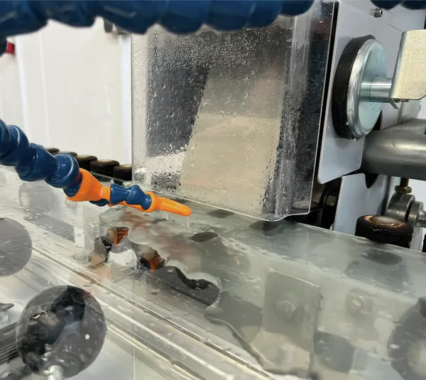 Banda abrasiva diamantada para vidrio KGS Swiflex® SDA  Banda abrasiva diamantada para vidrio KGS Swiflex® SDA