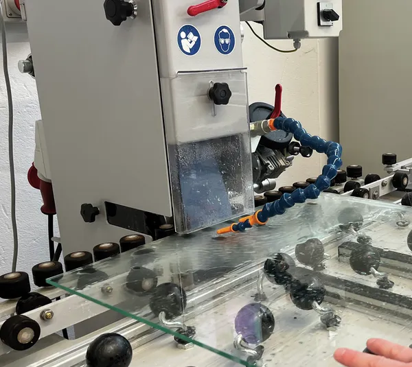 Banda abrasiva diamantada para vidrio KGS Swiflex® SDA  Banda abrasiva diamantada para vidrio KGS Swiflex® SDA