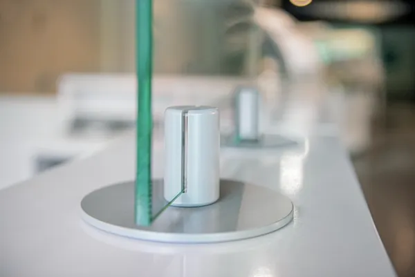 VetroScreen stand